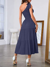 Robe longue plissée asymétrique à une épaule - Collection de soirée à ourlet fendu